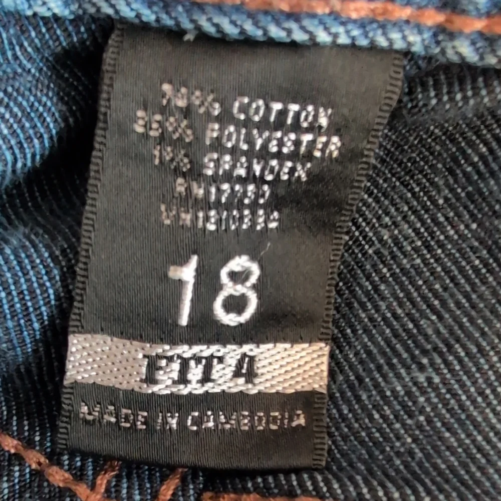 Massimo Women's Skinny Premium Denim Jeans Fit 4 Size 18                    C214